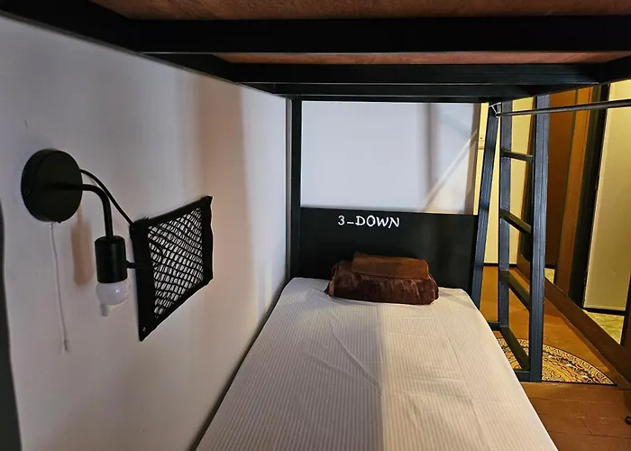 Tropical Hostel